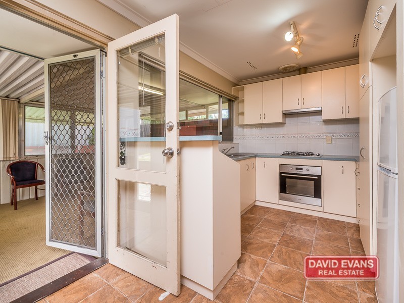 15 Karimba Street, Wanneroo WA 6065