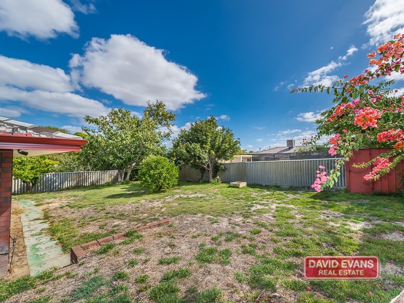 15 Karimba Street, Wanneroo WA 6065