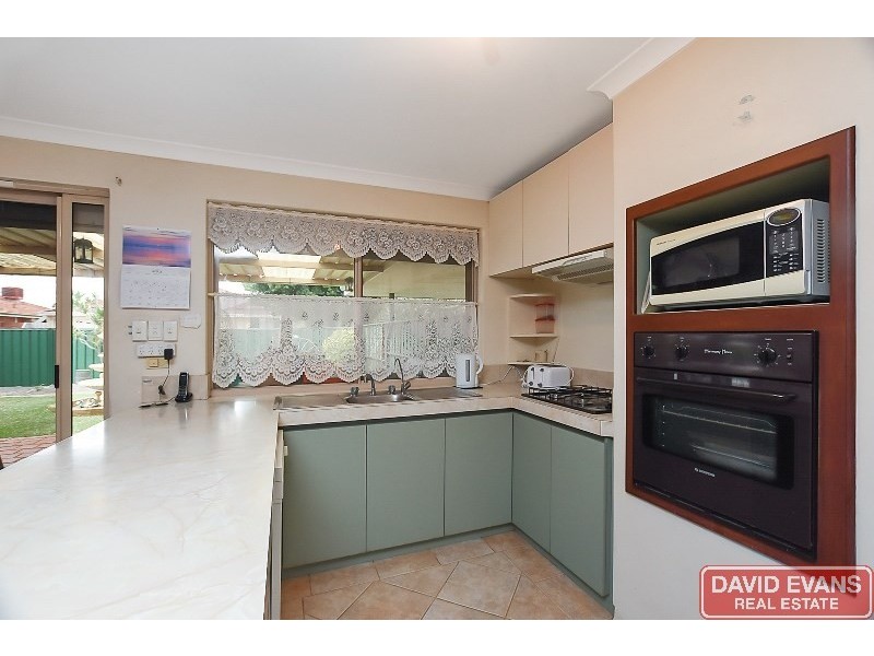 16 Ludlow Mews, Ballajura WA 6066