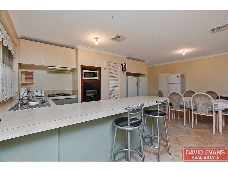 16 Ludlow Mews, Ballajura WA 6066