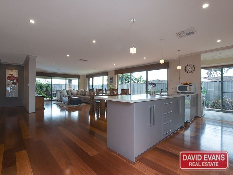 32 Beelara Way, Wanneroo WA 6065