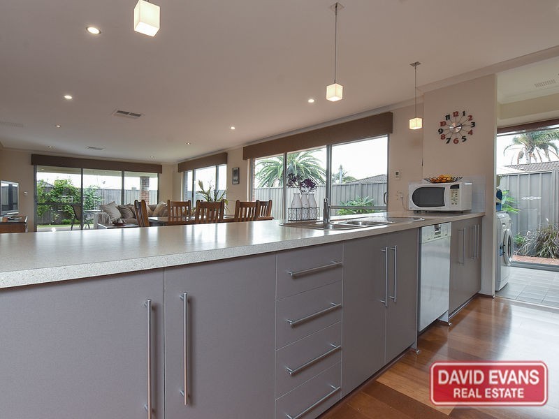 32 Beelara Way, Wanneroo WA 6065