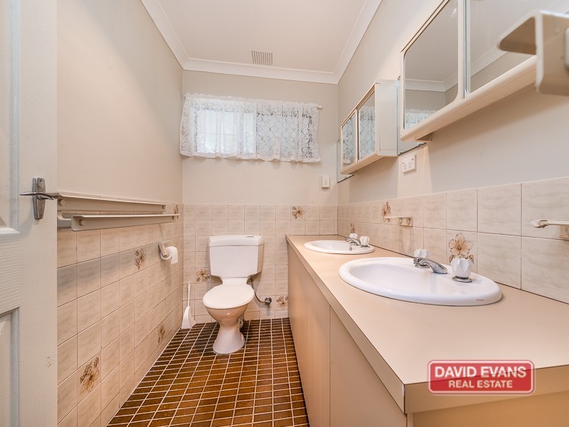 17 Karimba Street, Wanneroo WA 6065