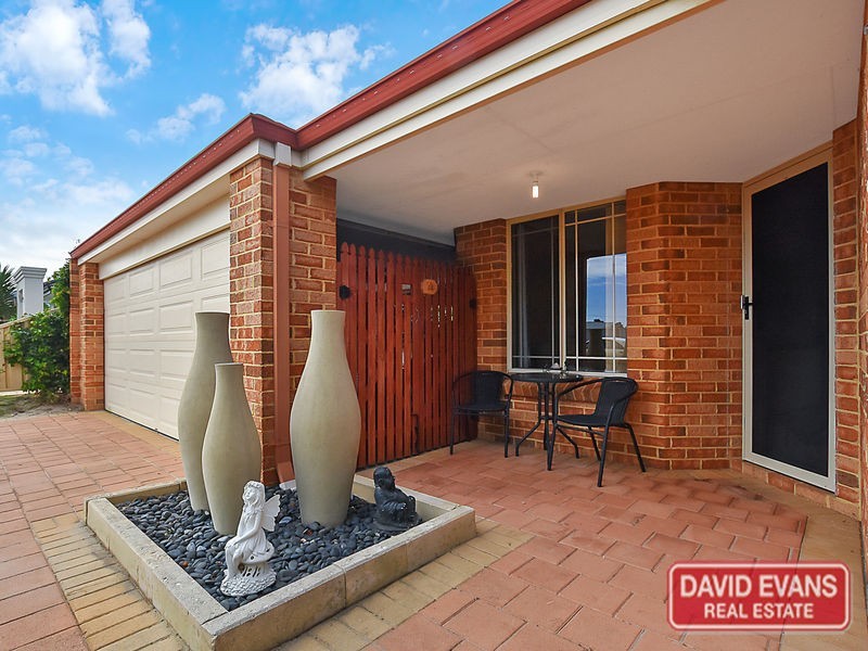 11 Mulwarrie Circle, Wanneroo WA 6065