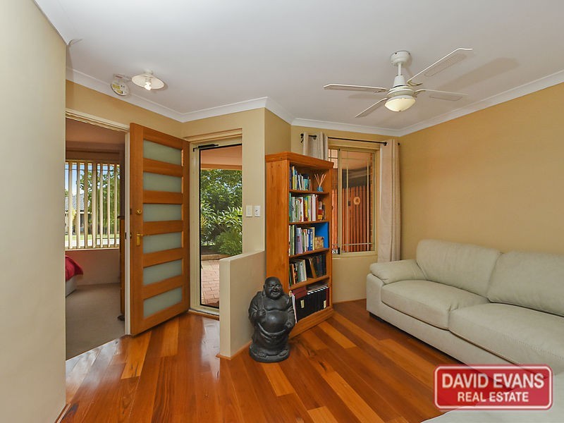 11 Mulwarrie Circle, Wanneroo WA 6065