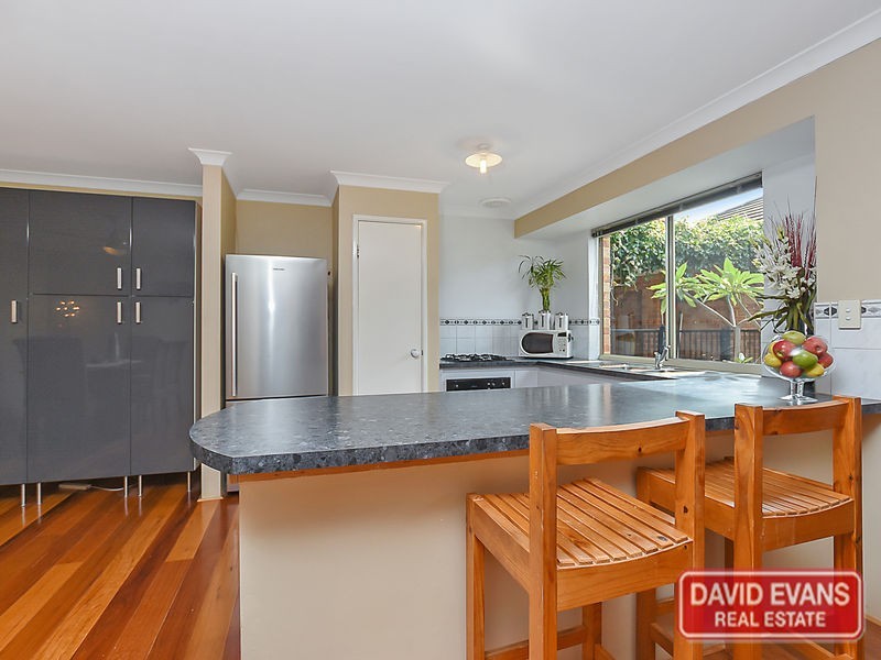 11 Mulwarrie Circle, Wanneroo WA 6065