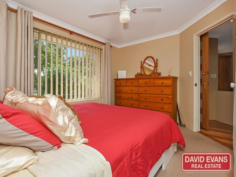 11 Mulwarrie Circle, Wanneroo WA 6065