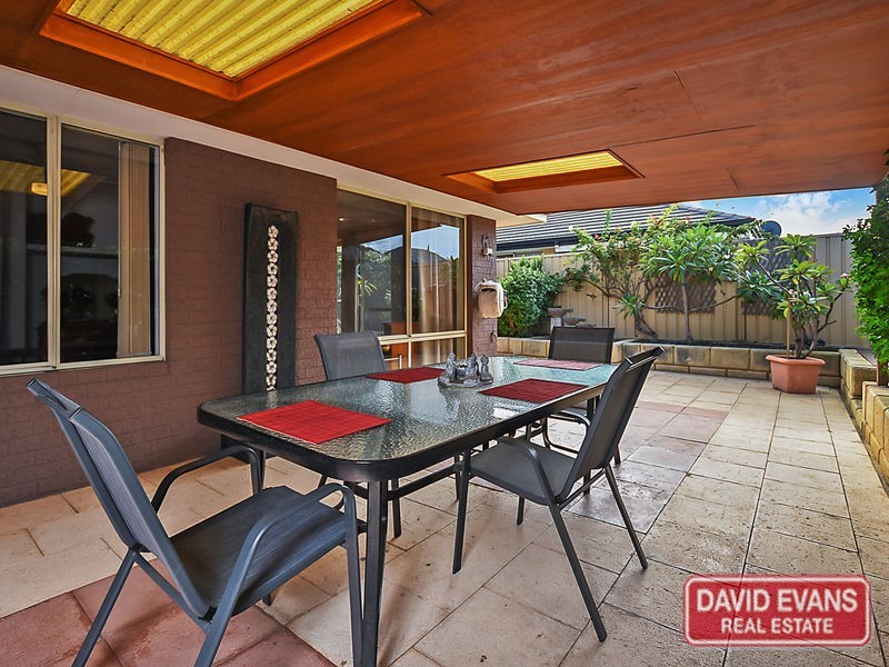 11 Mulwarrie Circle, Wanneroo WA 6065