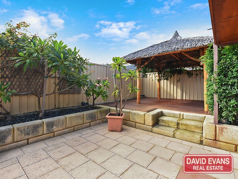 11 Mulwarrie Circle, Wanneroo WA 6065