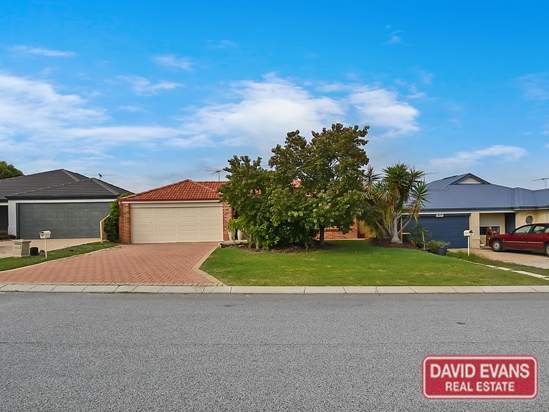 11 Mulwarrie Circle, Wanneroo WA 6065