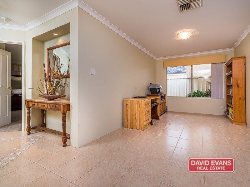 11 Boboli Way, Pearsall WA 6065