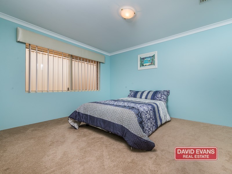 11 Boboli Way, Pearsall WA 6065