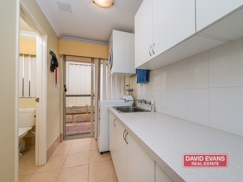 11 Boboli Way, Pearsall WA 6065