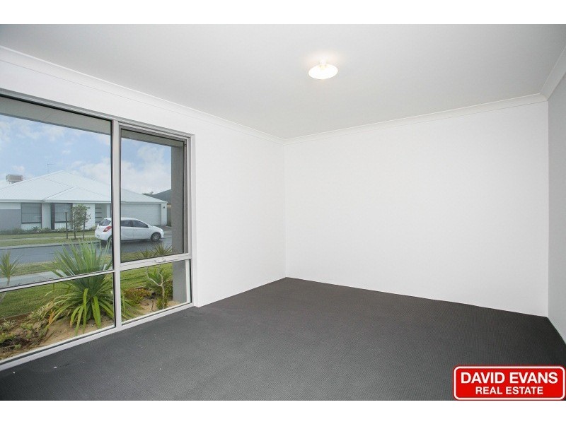 17 Carmine Street, Eglinton WA 6034