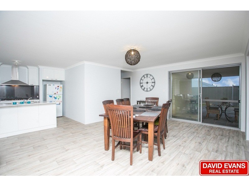 17 Carmine Street, Eglinton WA 6034