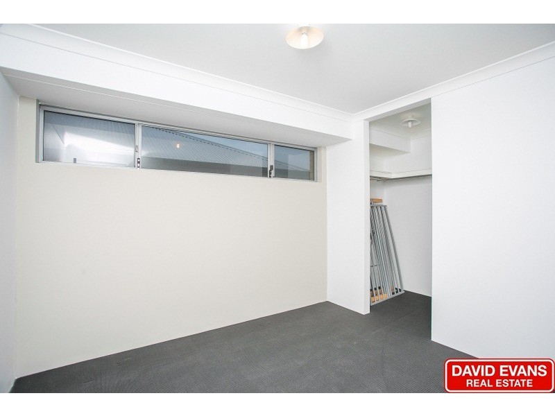 17 Carmine Street, Eglinton WA 6034