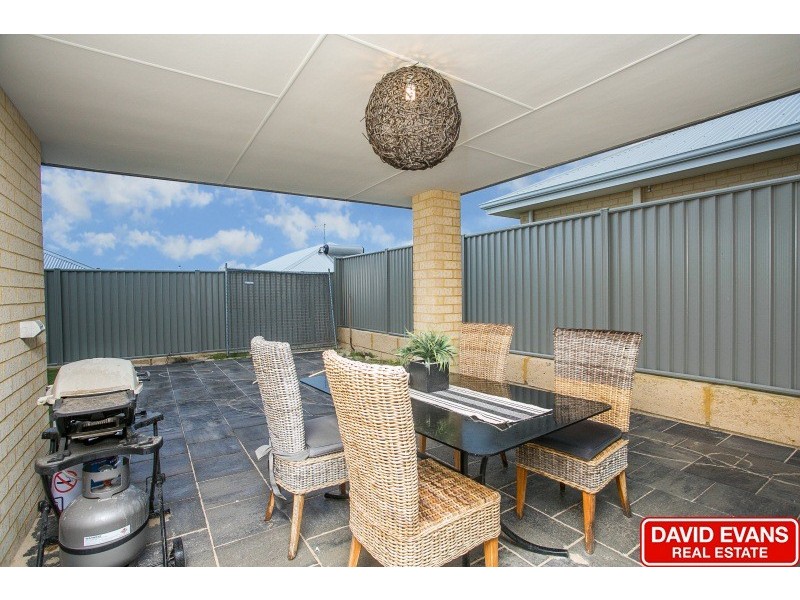 17 Carmine Street, Eglinton WA 6034