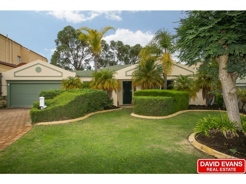 52 La Grange Loop, Currambine WA 6028