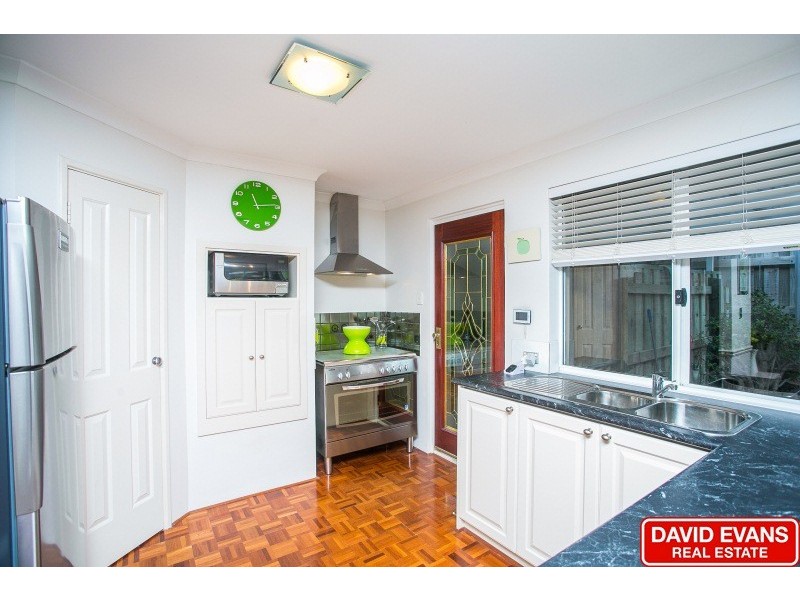 52 La Grange Loop, Currambine WA 6028