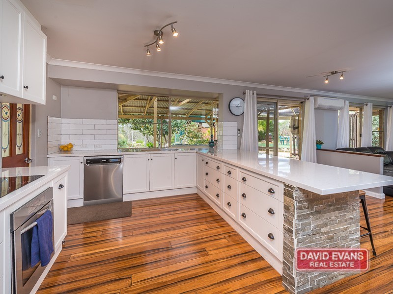 5 Birdwood Drive, Woodridge WA 6041