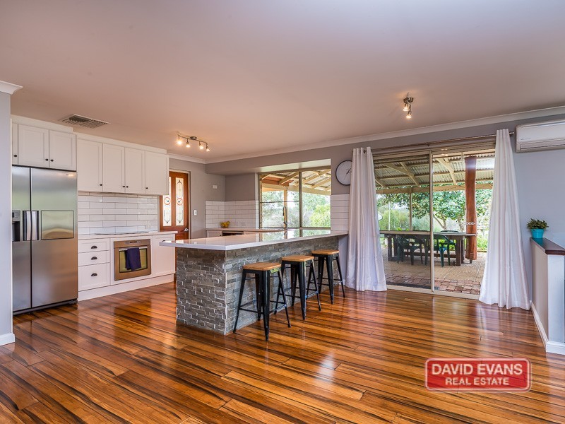 5 Birdwood Drive, Woodridge WA 6041