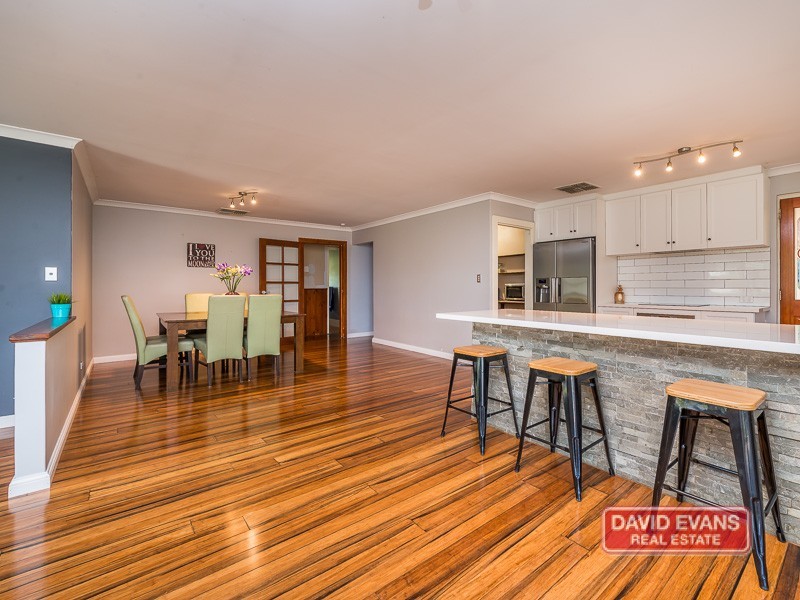 5 Birdwood Drive, Woodridge WA 6041