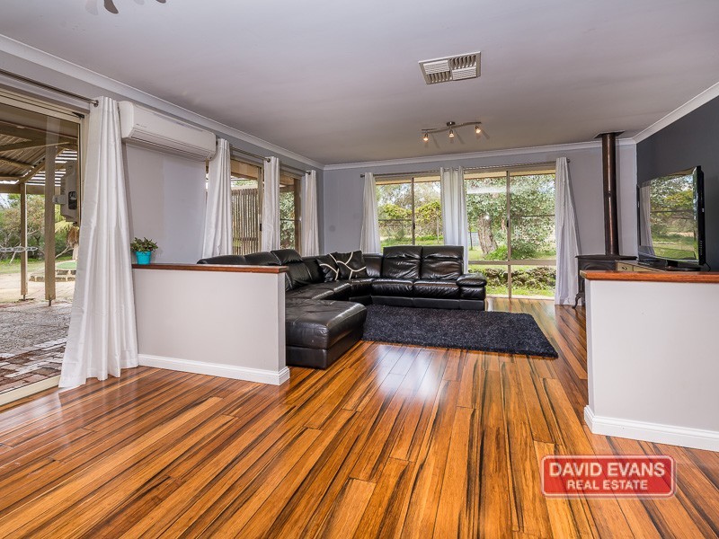 5 Birdwood Drive, Woodridge WA 6041