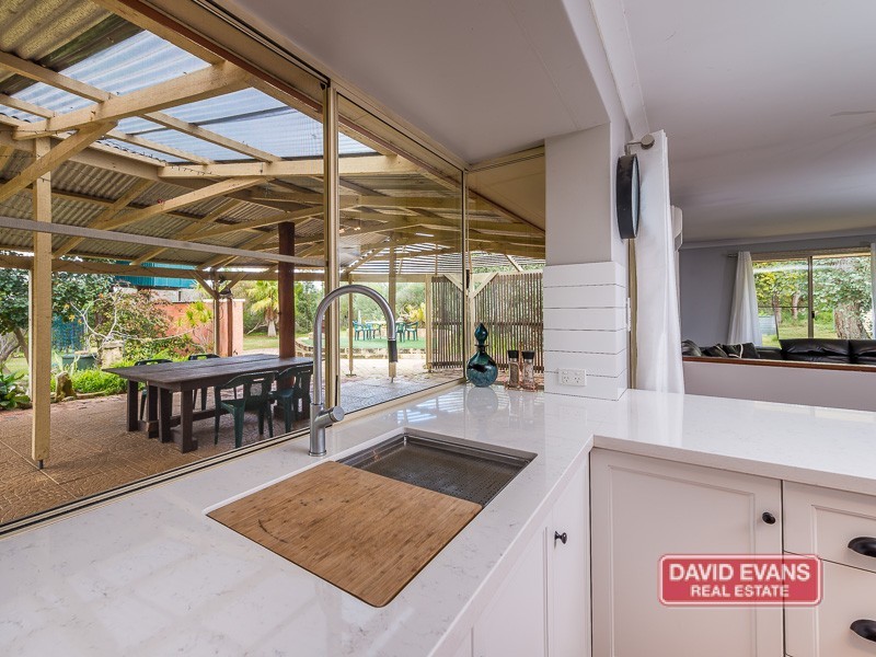 5 Birdwood Drive, Woodridge WA 6041