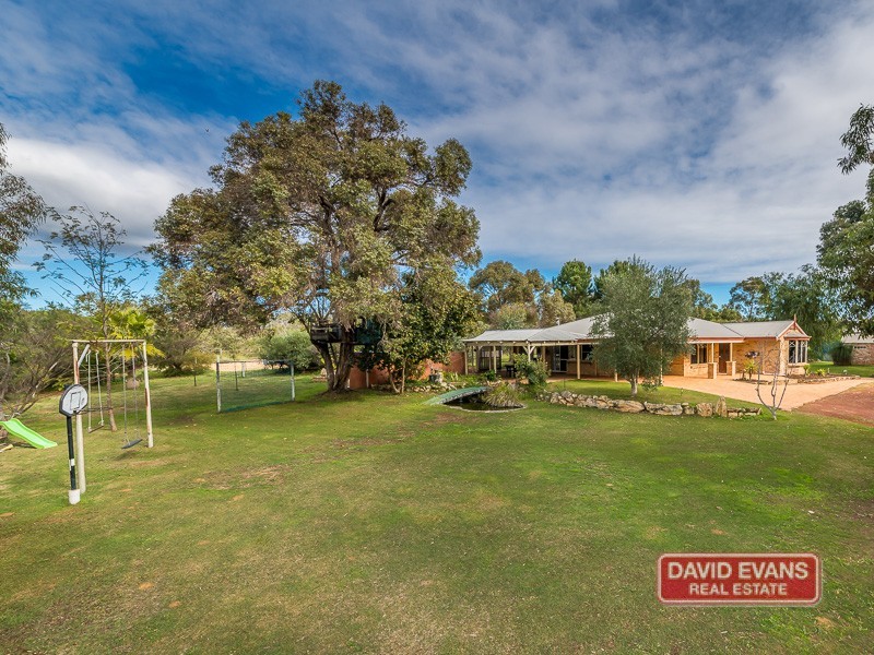 5 Birdwood Drive, Woodridge WA 6041