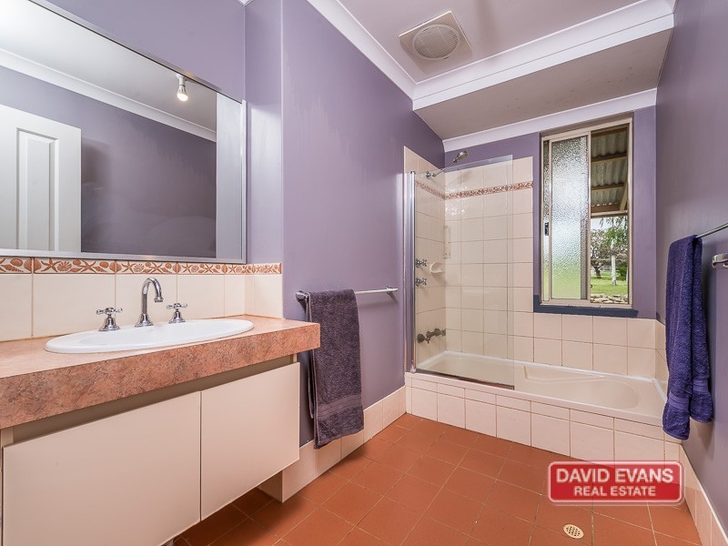 5 Birdwood Drive, Woodridge WA 6041