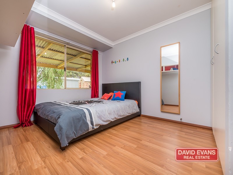 5 Birdwood Drive, Woodridge WA 6041