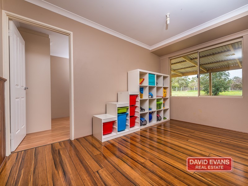 5 Birdwood Drive, Woodridge WA 6041