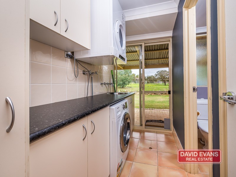 5 Birdwood Drive, Woodridge WA 6041