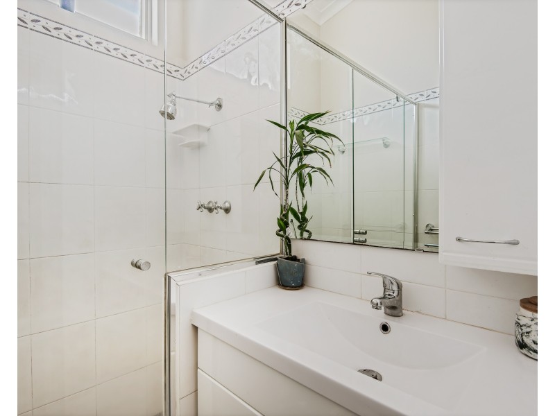 8 Taywood Drive, Wanneroo WA 6065