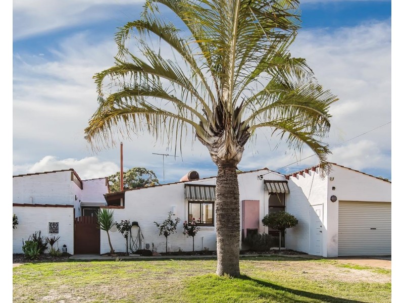 8 Taywood Drive, Wanneroo WA 6065