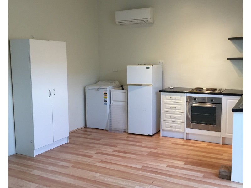 8 Taywood Drive, Wanneroo WA 6065