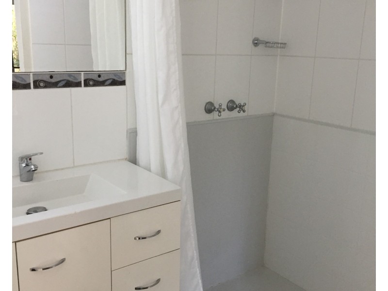 8 Taywood Drive, Wanneroo WA 6065