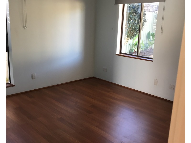 8 Taywood Drive, Wanneroo WA 6065