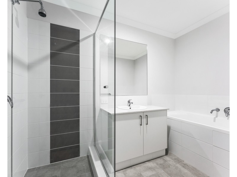 48 Hinckley Parkway, Hocking WA 6065