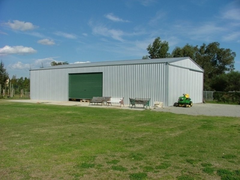 2 Bronzewing Grove, Mariginiup WA 6065