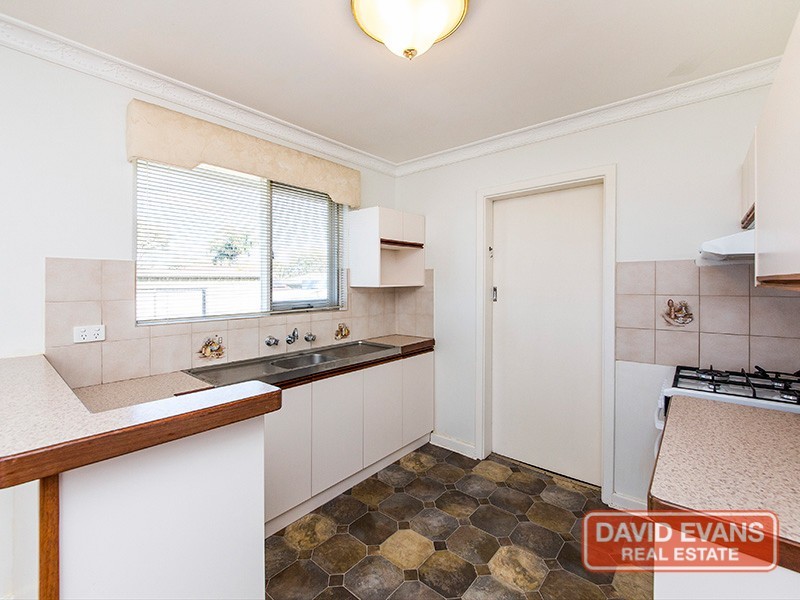 13 Appian Way, Hamersley WA 6022