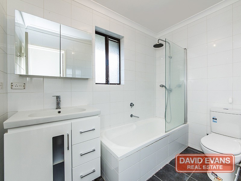 252A Gibson Avenue, Padbury WA 6025