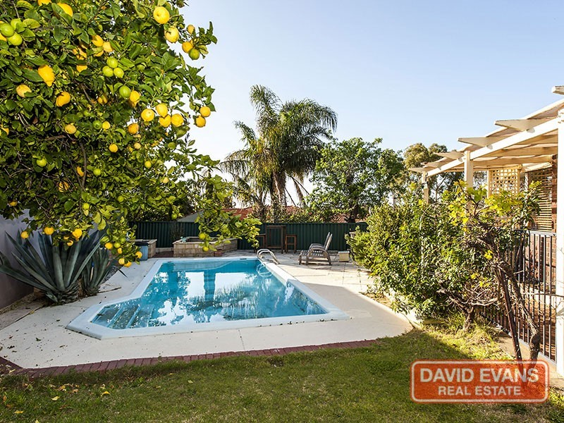 17 Benton Way, Warwick WA 6024