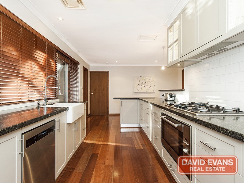 17 Benton Way, Warwick WA 6024