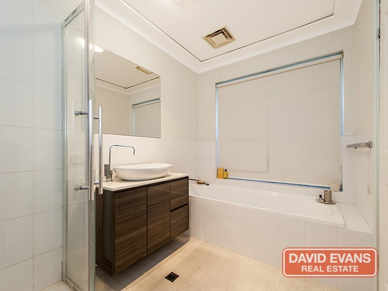 17 Benton Way, Warwick WA 6024