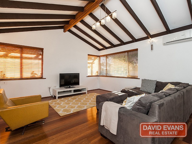 17 Benton Way, Warwick WA 6024