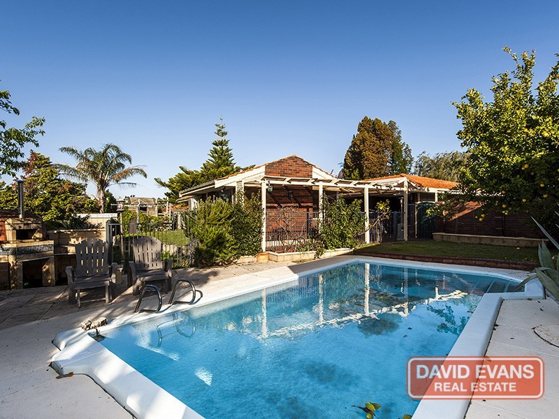 17 Benton Way, Warwick WA 6024