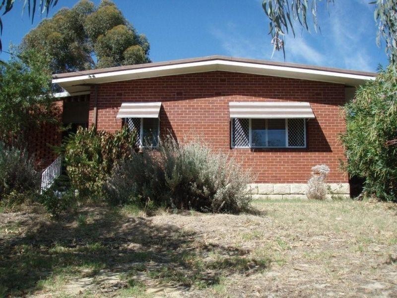 16 Girrawheen Avenue, Girrawheen WA 6064
