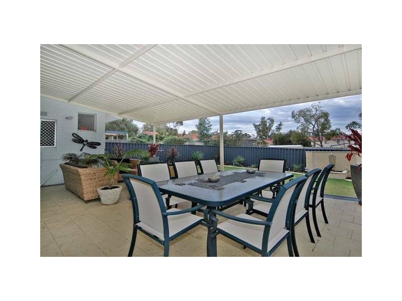 26C Casserley Avenue, Girrawheen WA 6064