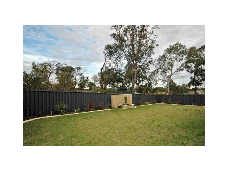 26C Casserley Avenue, Girrawheen WA 6064